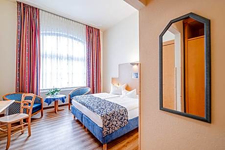 Double Room Land Side