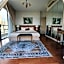 Holiday Home Suites