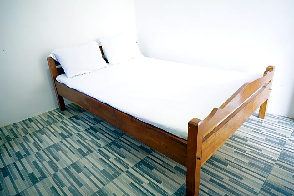 OYO Life 92991 Kost Amantu 2