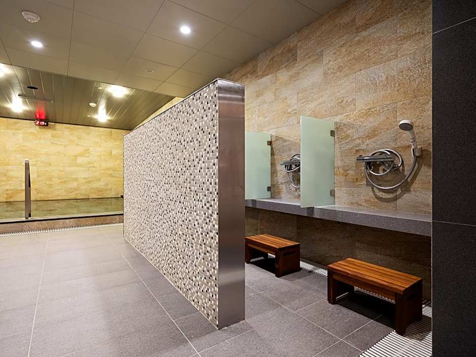 Fame Hall Garden Hotel