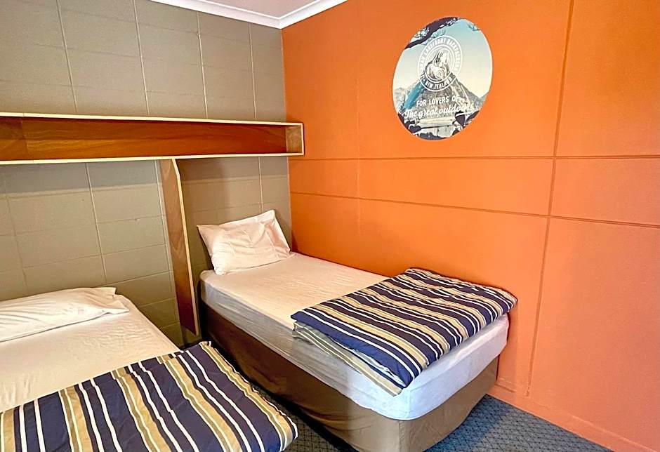Te Anau Lakefront Backpackers
