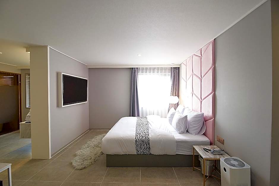 Photo 1 of 12 of Sweet Room