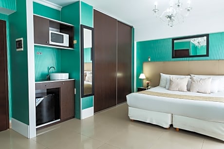 Triple executive ROOM