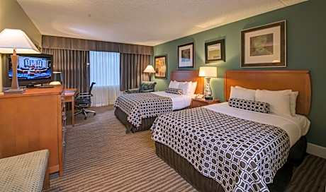 2 Double Beds, One-Bedroom Suite, Non-Smoking