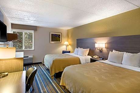 Queen Room with Two Queen Beds - Non-Smoking