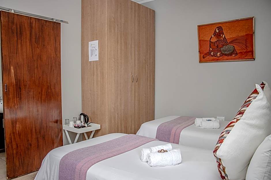 Woodpecker's Inn Guest House