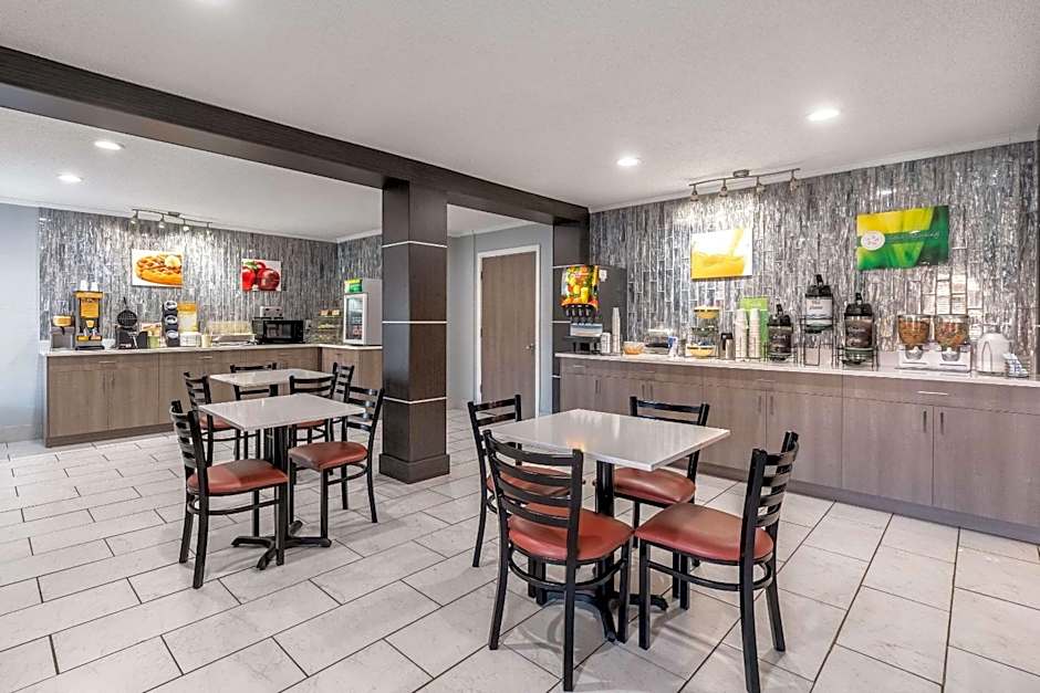 Quality Inn Cleveland North