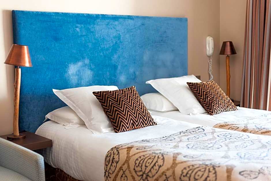 Roc Hotel - Hôtel 4 étoiles les pieds dans l'eau