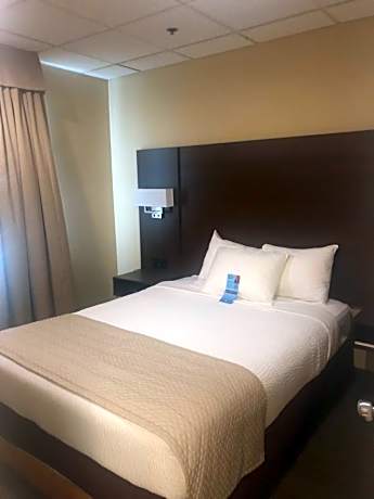 One-Bedroom Queen Efficiency Suite - Non-Smoking - Not Pet Friendly