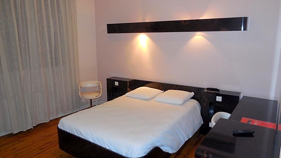 Logis Hotel Restaurant des Voyageurs