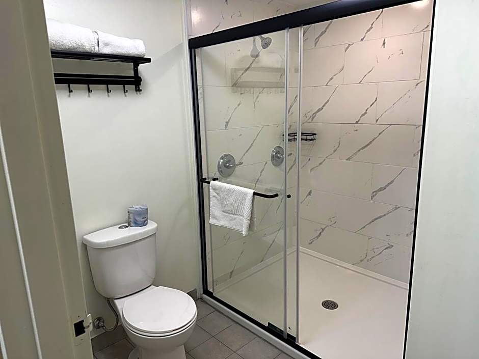 Travelodge by Wyndham Amherst