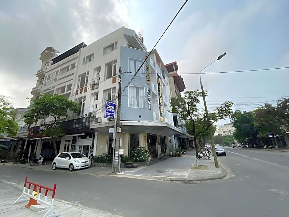 Nice Hue Hotel