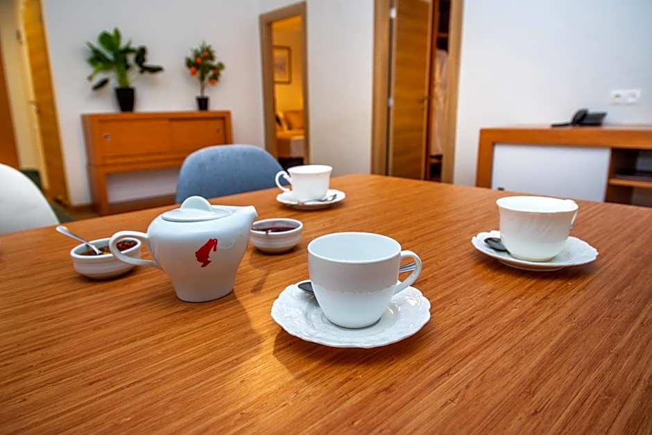 Orbi Palace Hotel Official