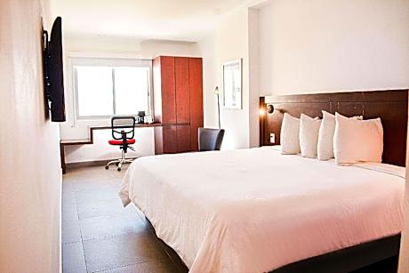 King Room - Non-Smoking