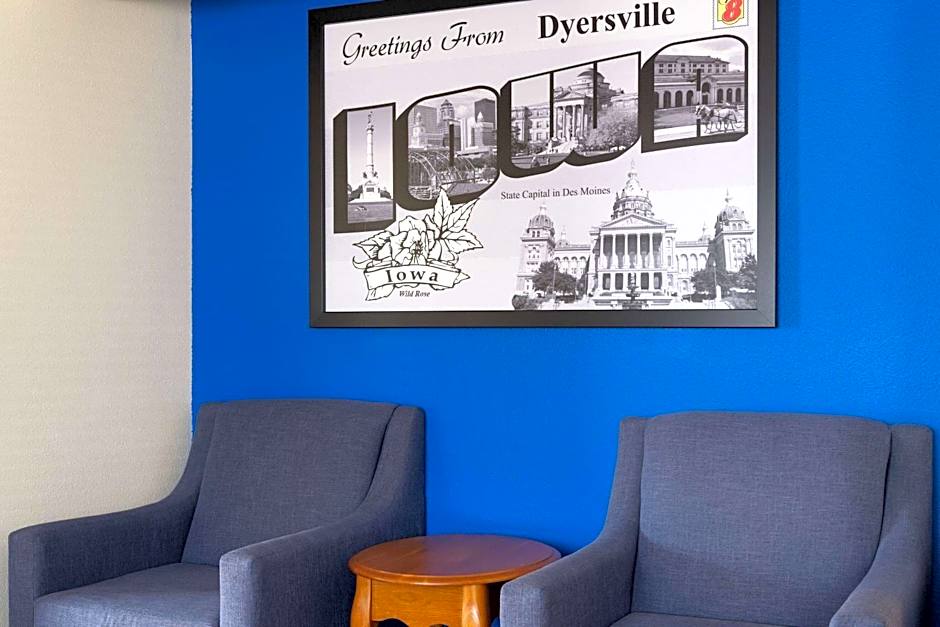 Super 8 by Wyndham Dyersville