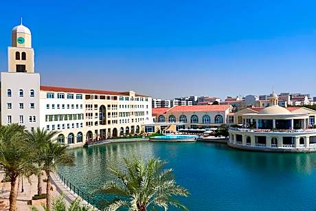 Millennium Lakeview Hotel
