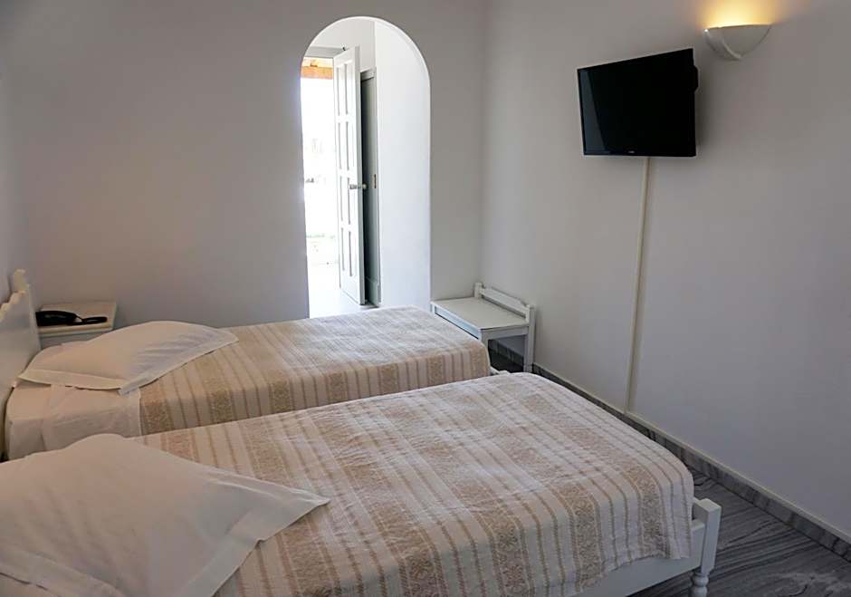 Polos Hotel Paros