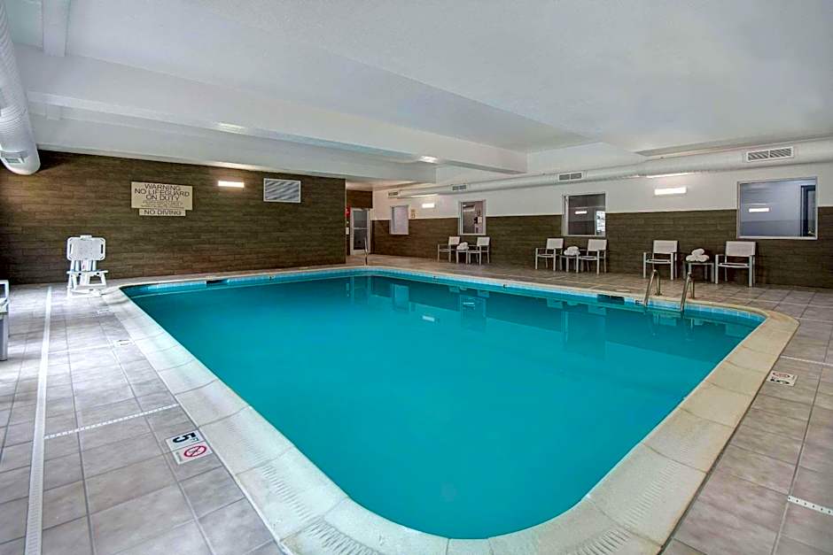 Country Inn & Suites by Radisson, Cincinnati Airport, KY