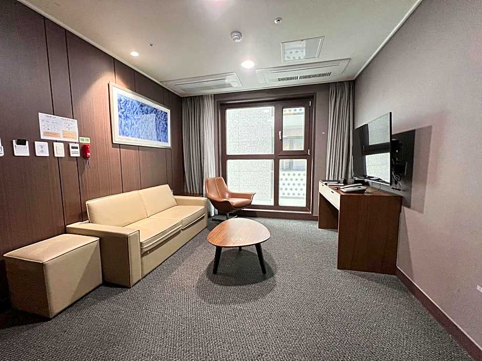 Jinju Raon Stay In Perla