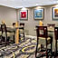 La Quinta Inn & Suites by Wyndham Naples East - I-75