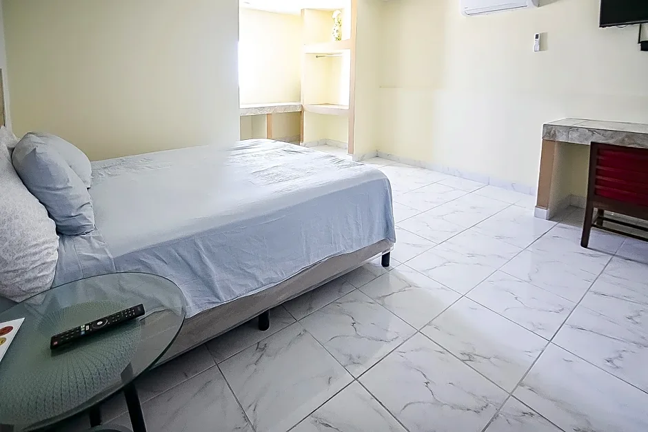 OYO Hotel Plaza Las Torres, Cabo San Lucas