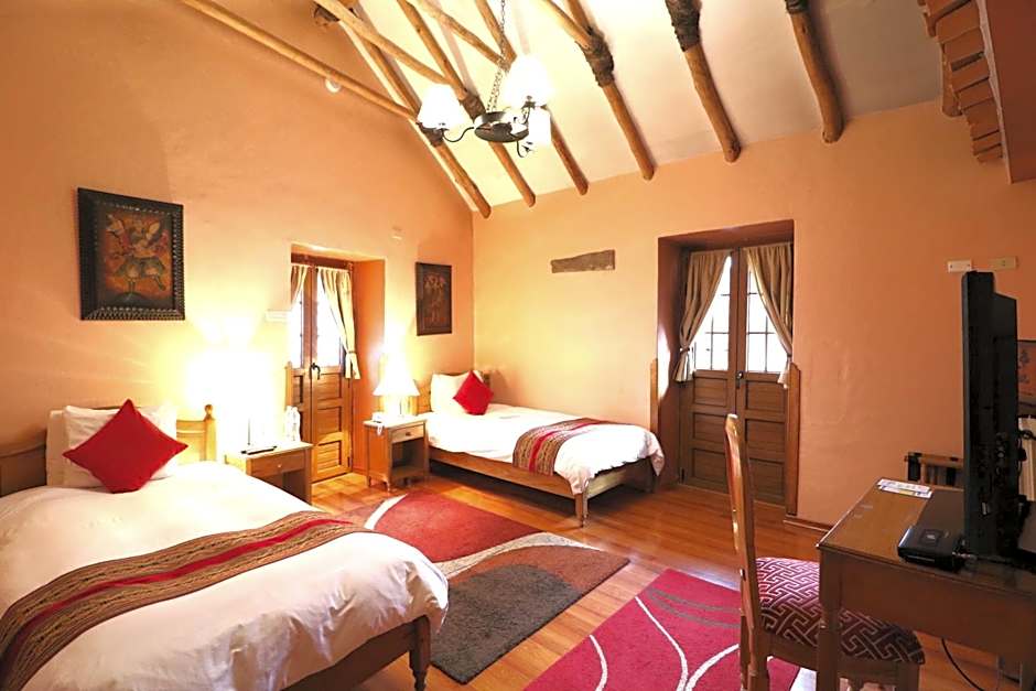 Hotel & Mirador Los Apus