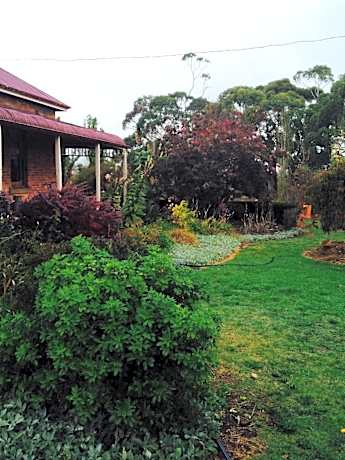 Pierrepoint Accommodation