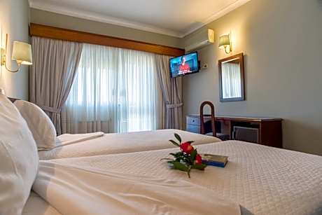 Double or Twin Room with Garden View