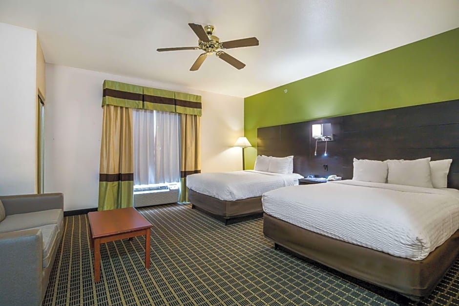 Clarion Inn & Suites Weatherford South