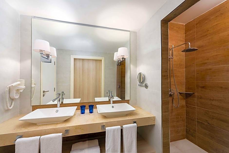 Radisson Blu Residences, Saidia