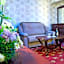 Golden Valley Hotel