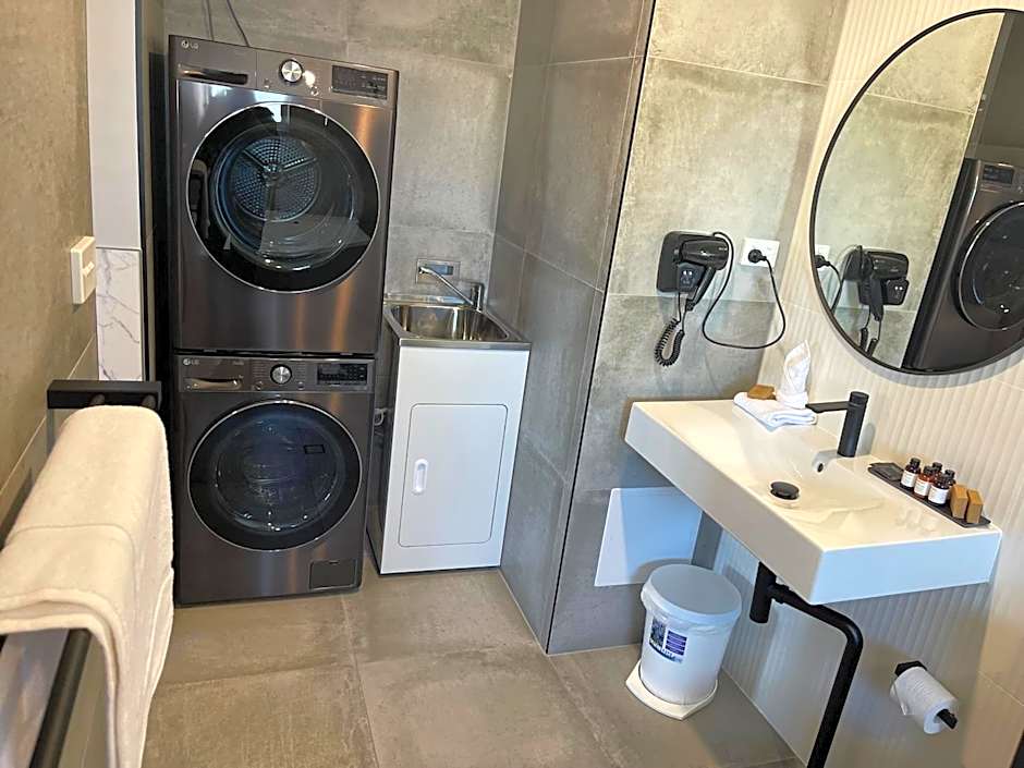 Honeysuckle Apartments