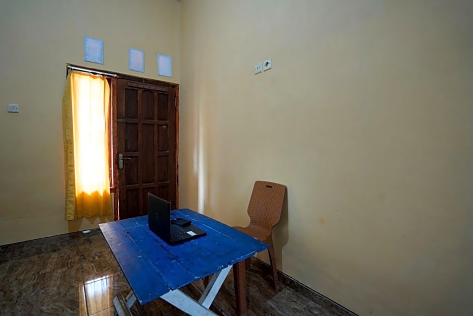 SPOT ON 92476 Sobat Ijen Traveller Homestay