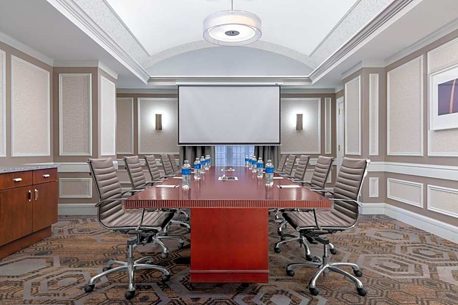 Courtyard by Marriott St. Louis Downtown/Convention Center