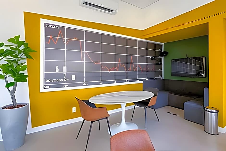 APTO 902 luxuoso | Piscina, A/C e Wi-fi 500 mb