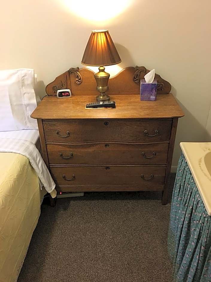 The Courtland Hotel and Day Spa