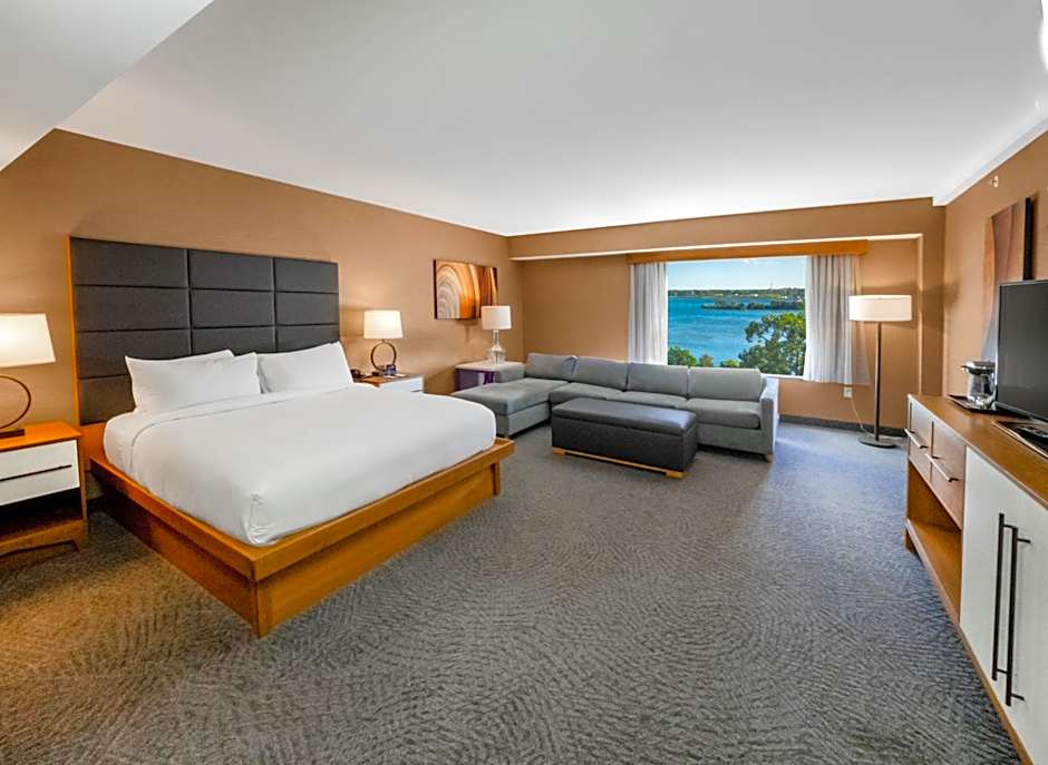 DoubleTree by Hilton Hotel Niagara Falls New York
