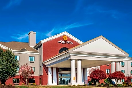 La Quinta by Wyndham Loudon