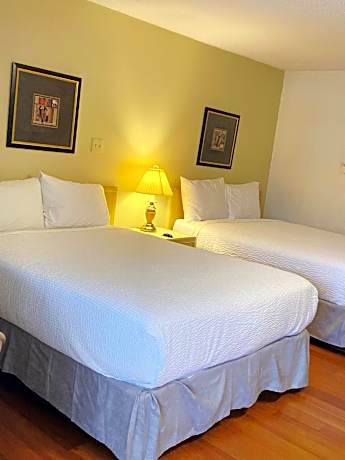 Queen Room with Two Queen Beds