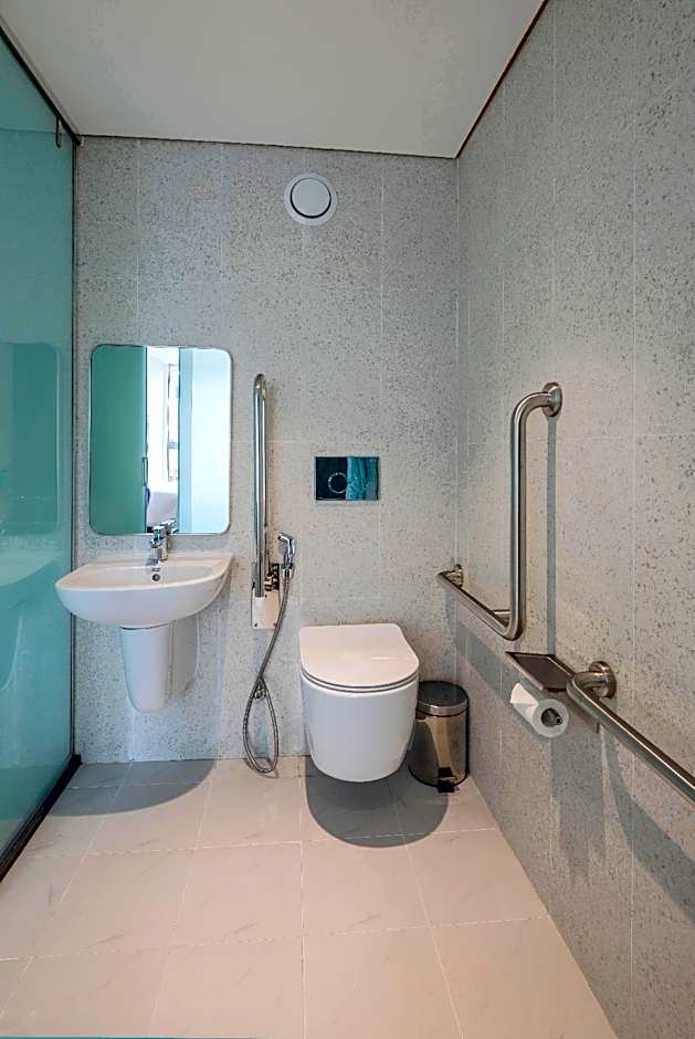 Tru by Hilton Ha Long Hon Gai Centre