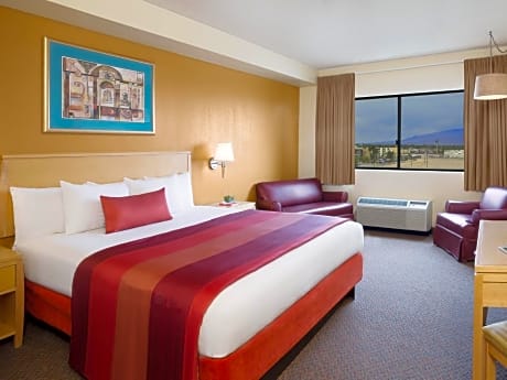 Klondike Standard Room 1 King