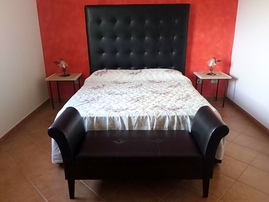 Photo 1 of 2 of Quadruple Room