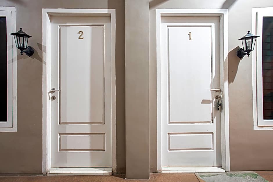 OYO 93477 Almahyra Guest House Syariah