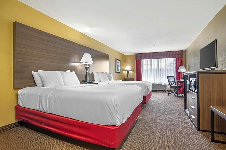 Photo 1 of 4 of Larger 2 Queen Beds