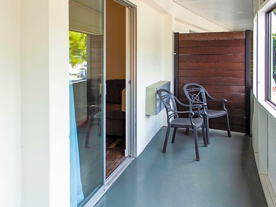 Hotel Penticton, Ascend Hotel Collection