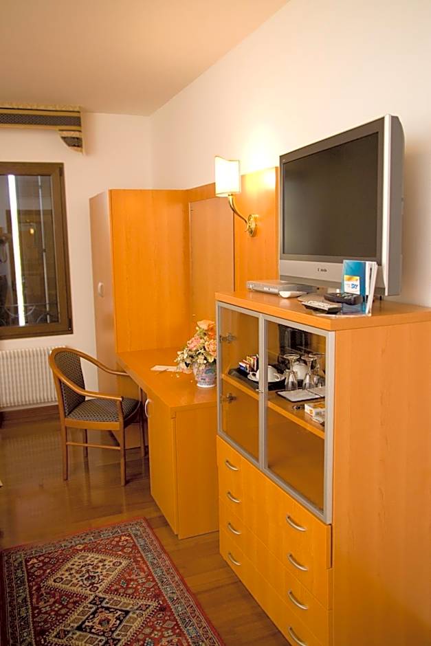 Hotel Ristorante Dotto