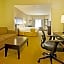 Holiday Inn Express Hotel & Suites Shamrock North