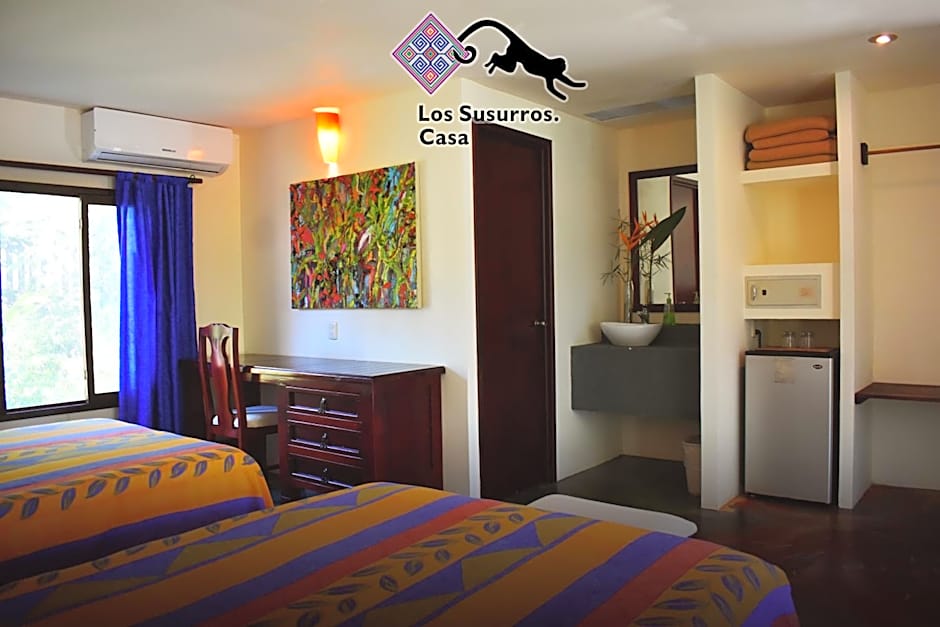 Los Susurros. Casa