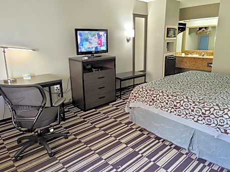 Deluxe King Room - Smoking