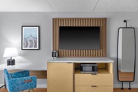 2 Double Beds Nonsmoking